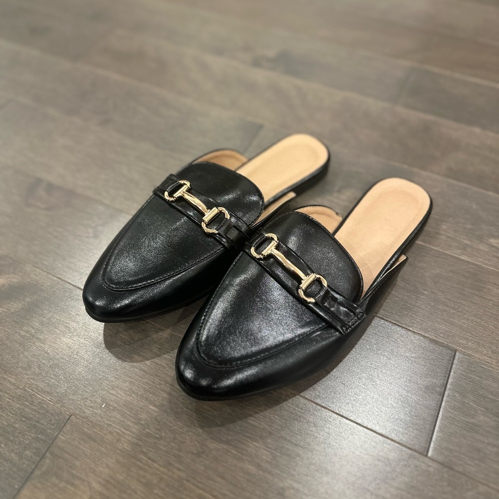 [Brand New] Black Loafer Mules